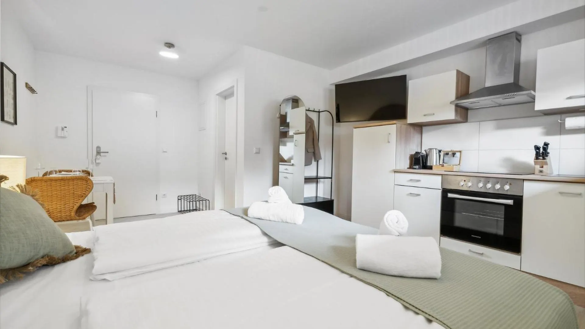 Casa Oasis I: Modern, Nespresso & Thermennahe Bad Fussing Apartment